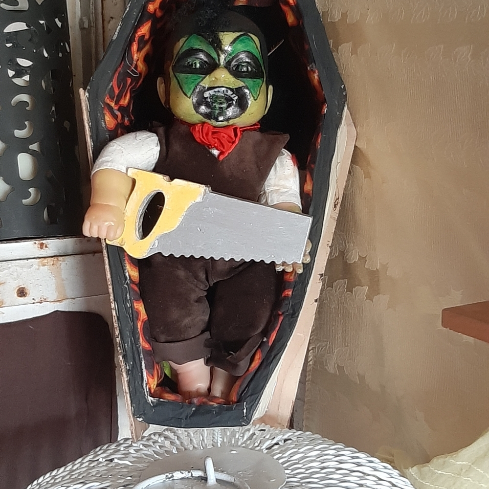Zombie gangster vampire prop